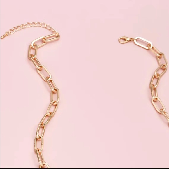 Gold-toned Paper Clip Link Chain Necklace - Picture 4 of 7